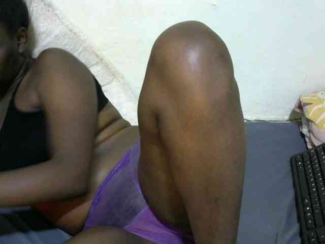 NastyEbony002 webcam