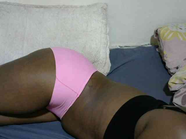 NastyEbony002 webcam