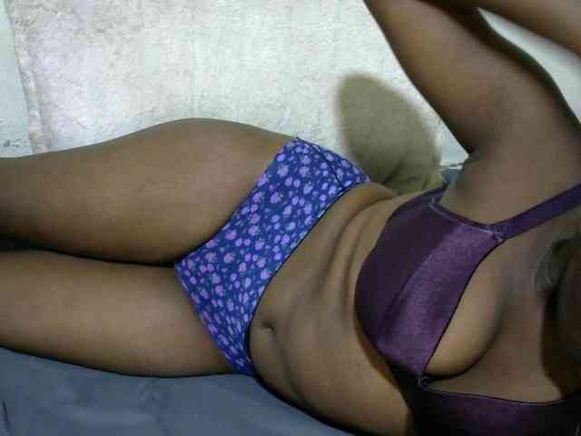 NastyEbony002 webcam