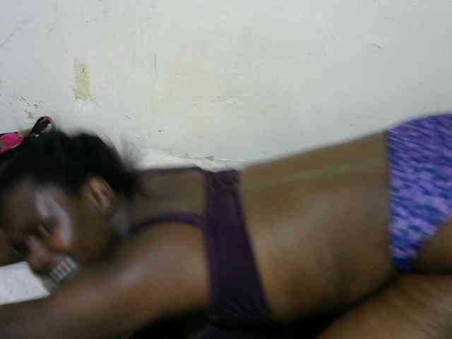 NastyEbony002 webcam