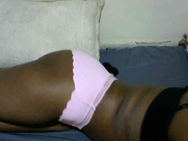 NastyEbony002 webcam