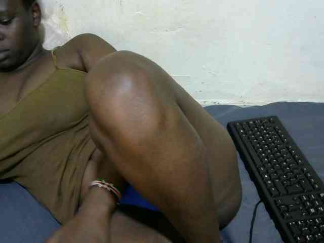 NastyEbony002 webcam