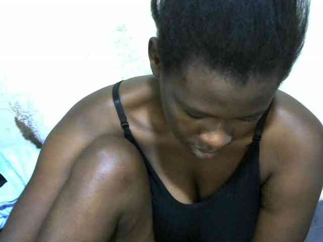 NastyEbony002 webcam