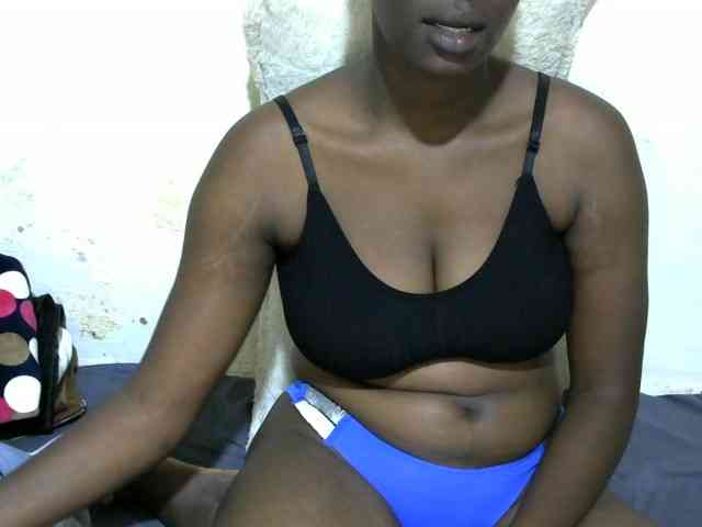 NastyEbony002 webcam