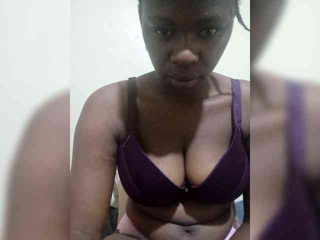 NastyEbony002 webcam