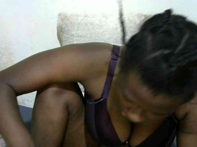 NastyEbony002 webcam