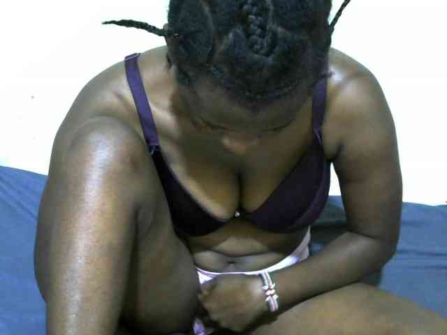 NastyEbony002 webcam