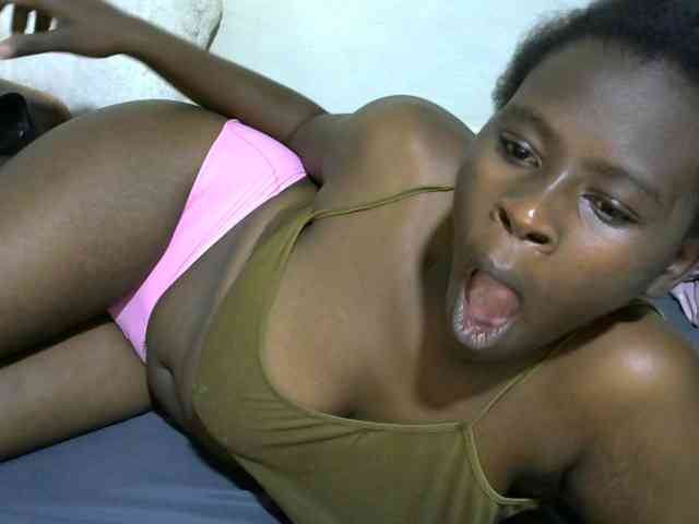 NastyEbony002 webcam