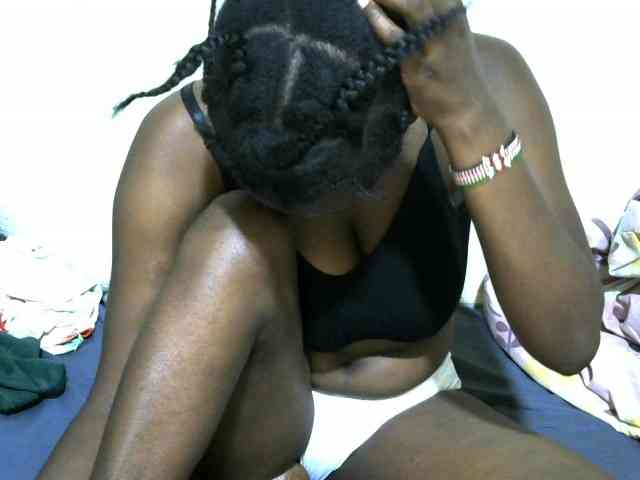 NastyEbony002 webcam