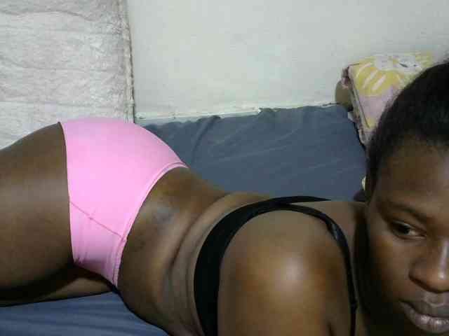 NastyEbony002 webcam