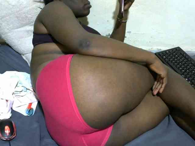 NastyEbony002 webcam