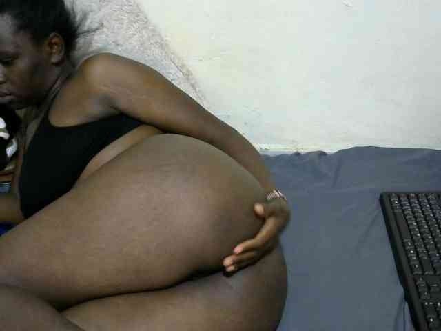 NastyEbony002 webcam