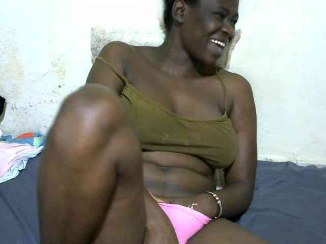 NastyEbony002 webcam