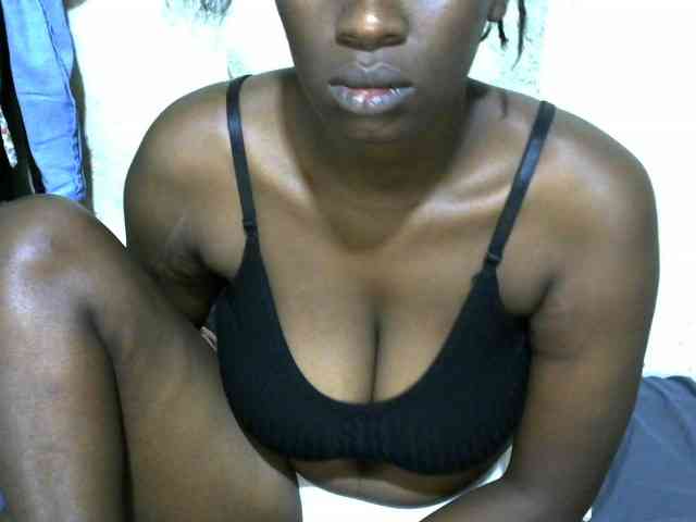 NastyEbony002 webcam