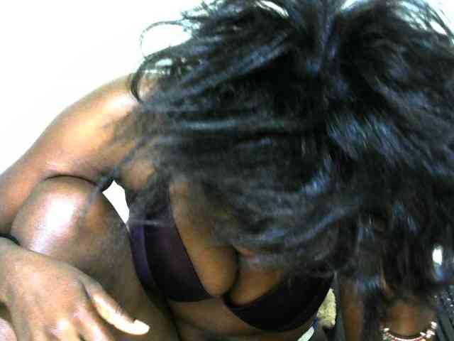 NastyEbony002 webcam