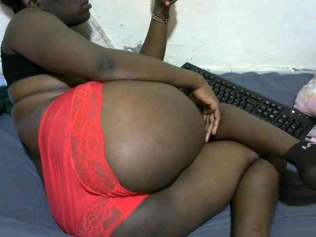 NastyEbony002 webcam