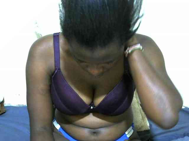 NastyEbony002 webcam