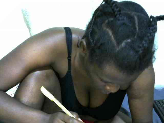 NastyEbony002 webcam