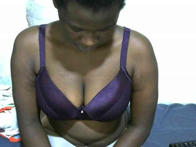 NastyEbony002 webcam