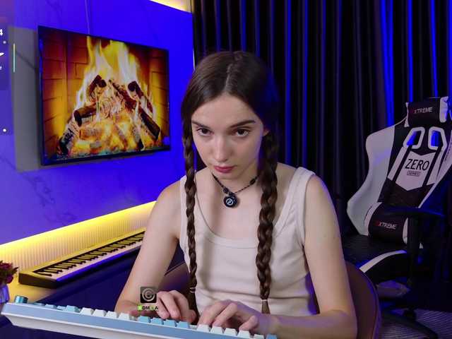 AnnyShore's BongaCams show and profile