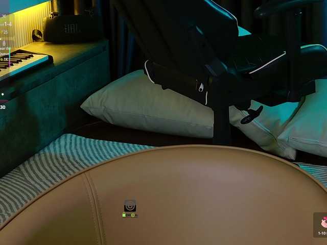 AnnyShore's BongaCams show and profile