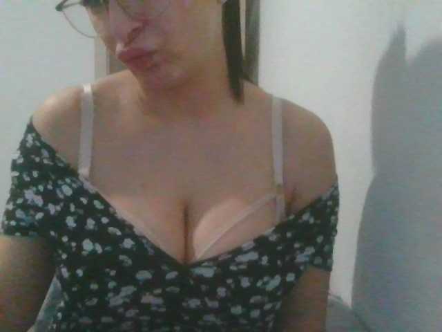 VelvetSin8 — @1000 -- Countdown: @sofar has already raised funds, @remain is left to start the show with bare breasts