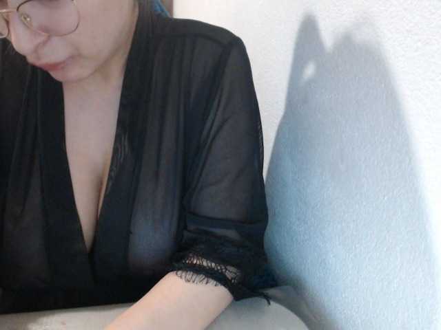 VelvetSin8's BongaCams show and profile