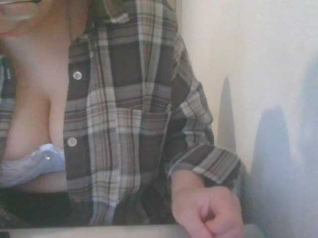 VelvetSin8's BongaCams show and profile