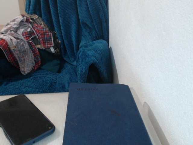 VelvetSin8's BongaCams show and profile