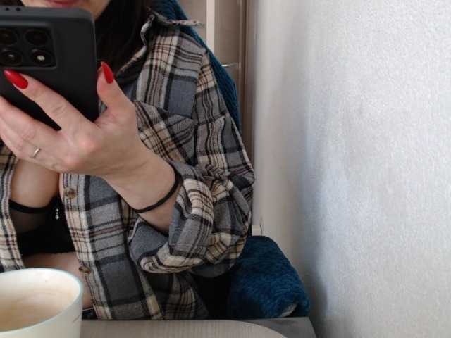 VelvetSin8's BongaCams show and profile