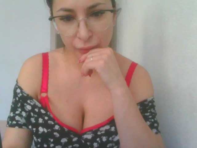 VelvetSin8 from BongaCams