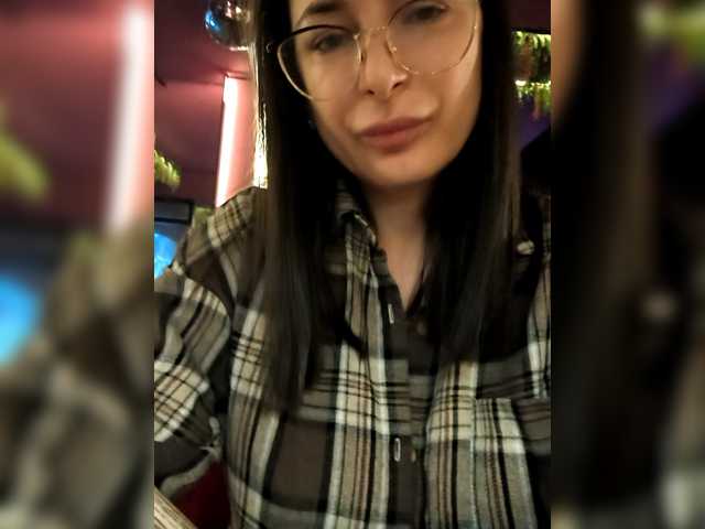 VelvetSin8's BongaCams show and profile