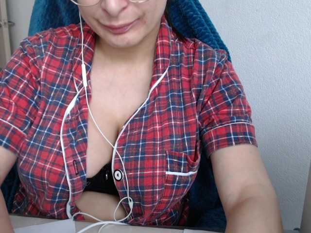 VelvetSin8's BongaCams show and profile