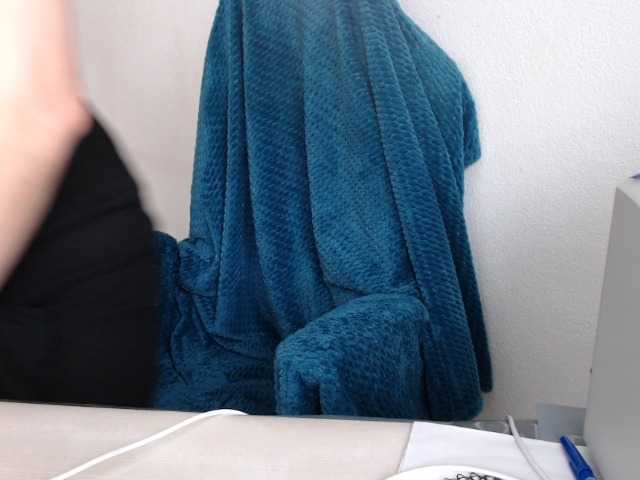 VelvetSin8's BongaCams show and profile