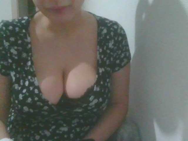 VelvetSin8's BongaCams show and profile