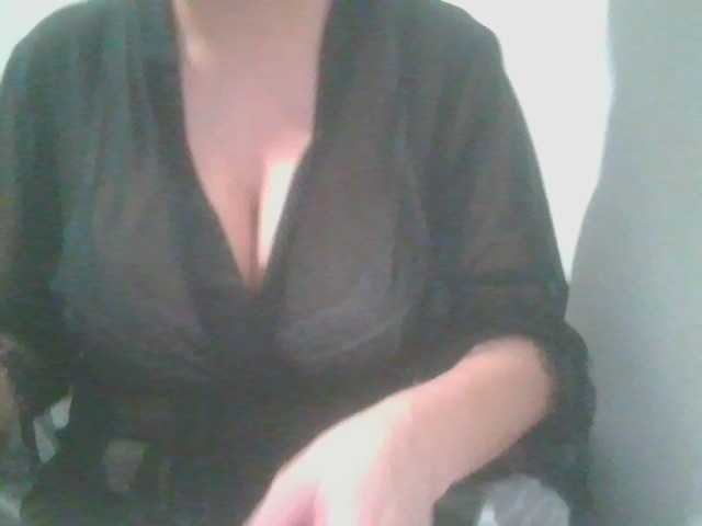 VelvetSin8's BongaCams show and profile