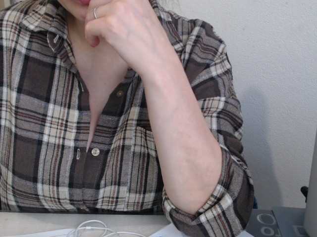 VelvetSin8's BongaCams show and profile