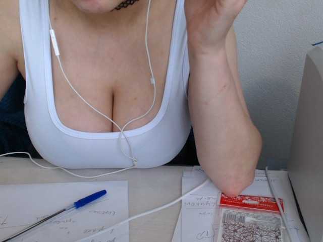 VelvetSin8's BongaCams show and profile