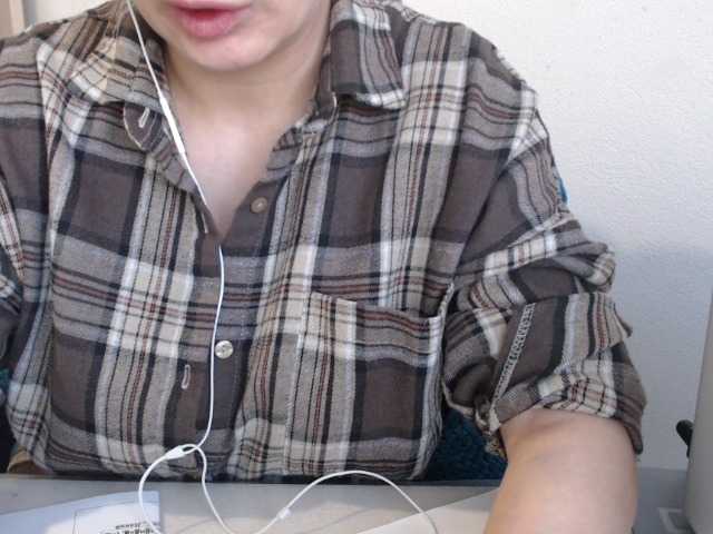 VelvetSin8's BongaCams show and profile