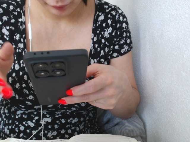 VelvetSin8's BongaCams show and profile