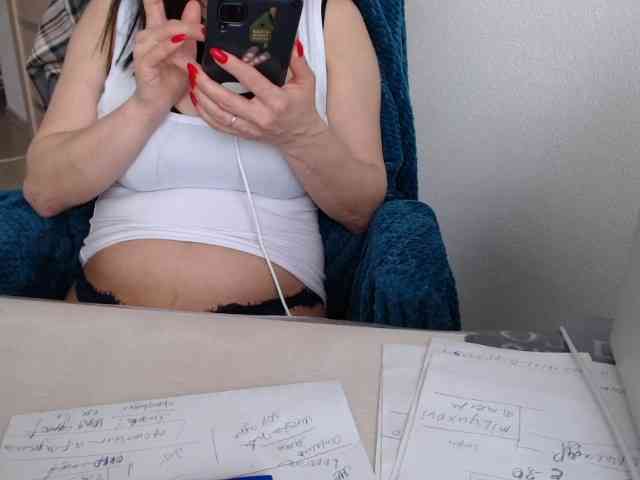 CrazyLove8Dance8 webcam