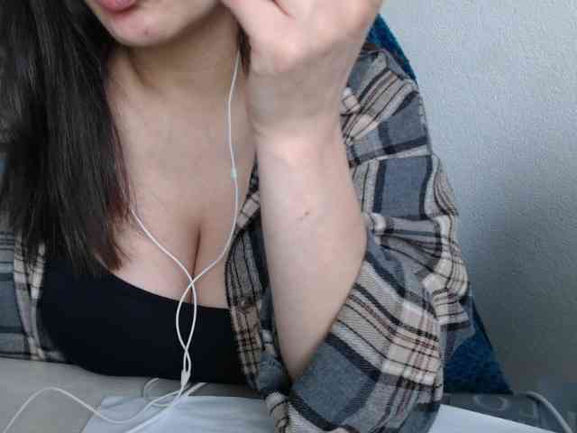 CrazyLove8Dance8 webcam