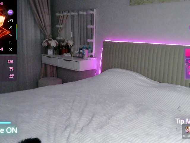 Milena7774 live cam profile