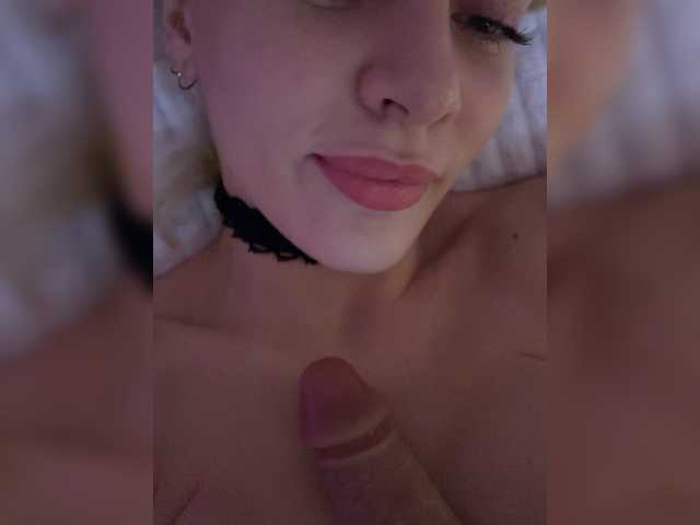 Milena7774's BongaCams show and profile