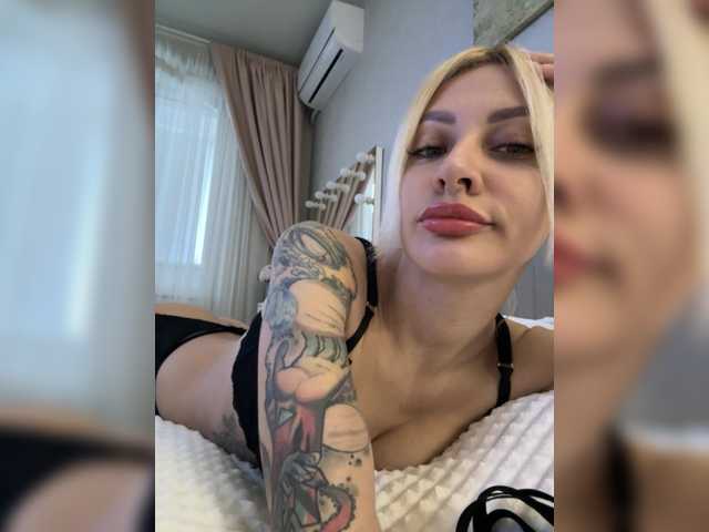 Milena7774's BongaCams show and profile