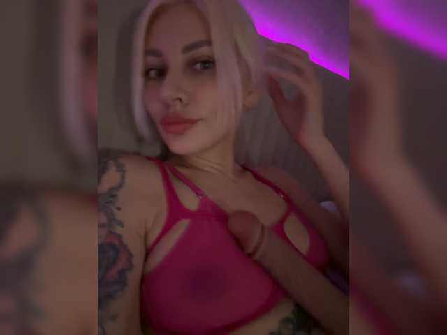 Milena7774's BongaCams show and profile