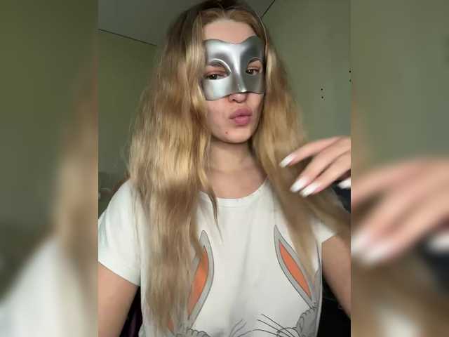 vedmo4ka666 from BongaCams is Freechat