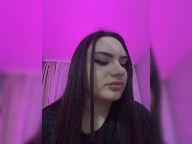 kariiicat's BongaCams show and profile