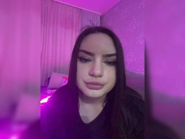 kariiicat's BongaCams show and profile