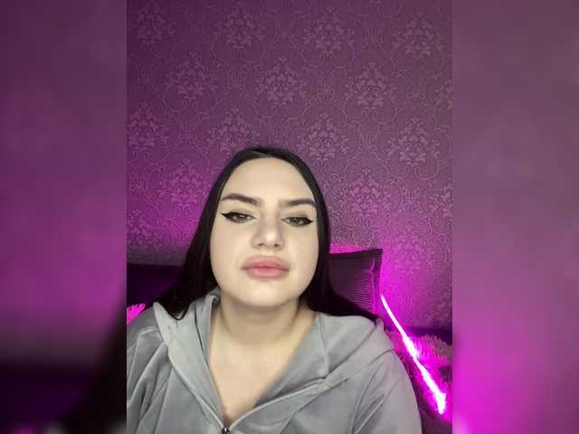 kariiicat's BongaCams show and profile